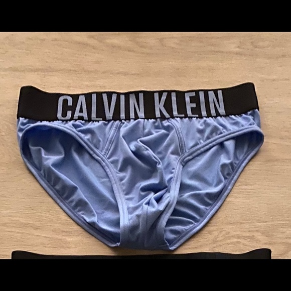 MENS Calvin Klein Intense Power briefs